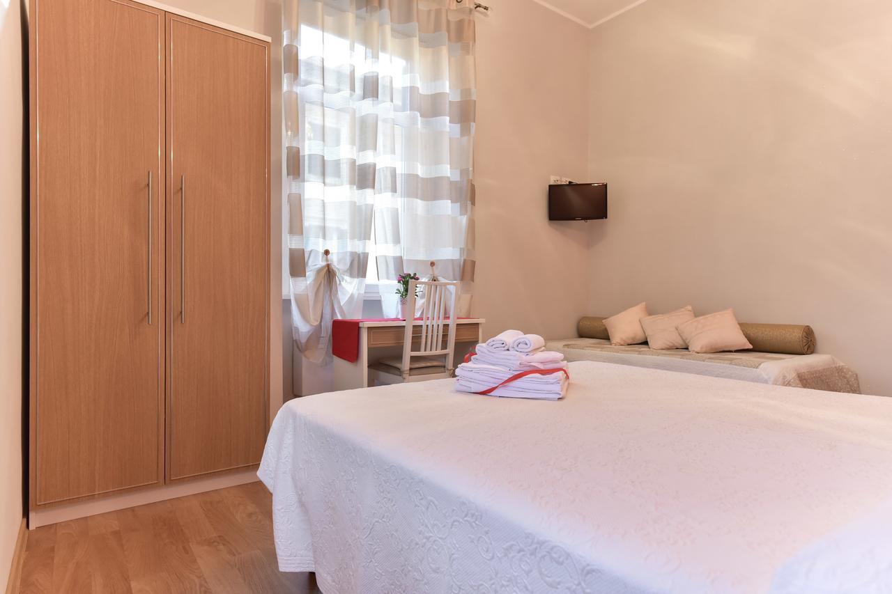 Claudia Suites Roma Ngoại thất bức ảnh